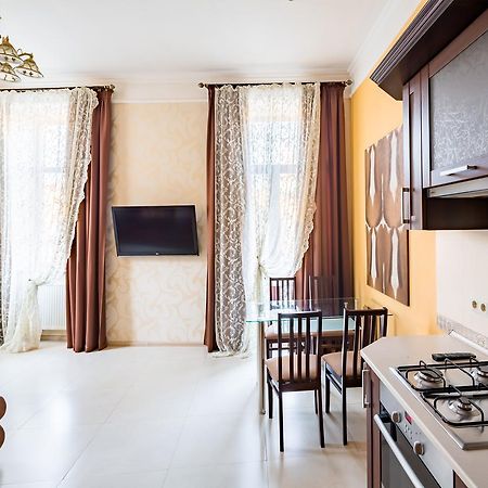 Leogrand Apartments On Doroshenka Street 1 Liov Exterior foto