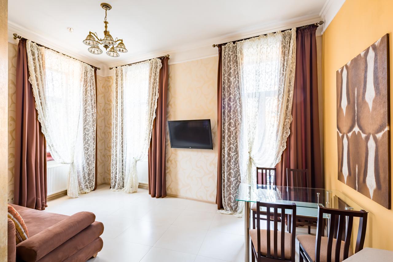 Leogrand Apartments On Doroshenka Street 1 Liov Exterior foto