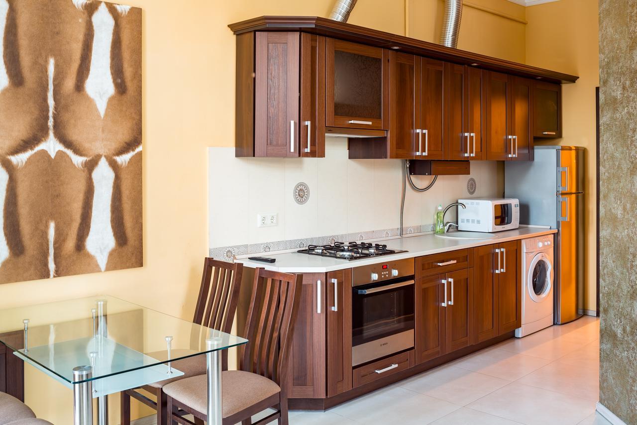 Leogrand Apartments On Doroshenka Street 1 Liov Exterior foto